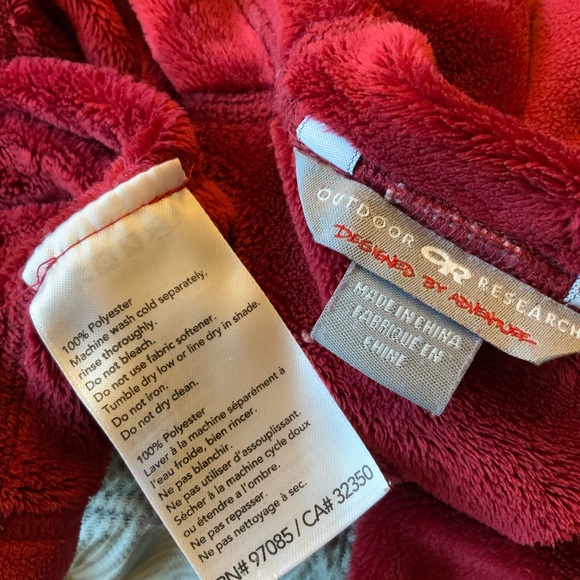 Outdoor Research zip up fleece hoodie jacket in red, size small - Picture 6 of 6